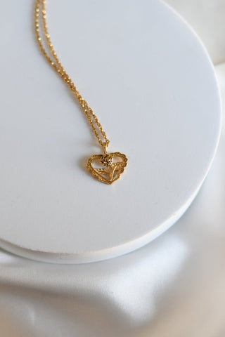 Rose In Heart Pendant Necklace - Necklaces - Mod & Soul - MOD&SOUL