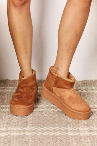 Legend Women's Fleece Lined Chunky Platform Mini Boots - MOD&SOUL - Contemporary Women's Clothing